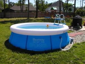 10 x 30 inflatable pool