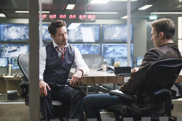 Captain America: Civil War (Superhero Movie) Captain America: Civil War (Superhero Movie)