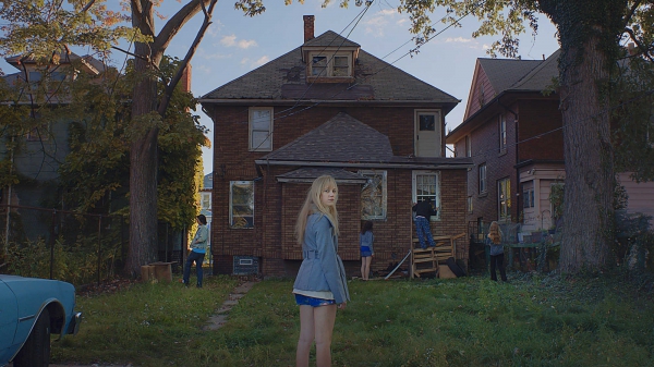 It Follows It Follows