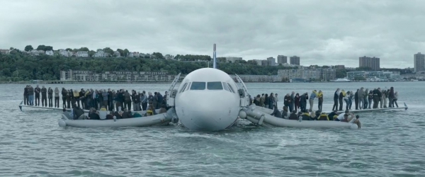 Sully (2016 Biographical Drama Film) Sully (2016 Biographical Drama Film)
