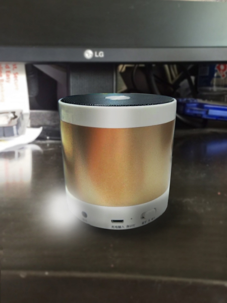 Earise F12 Bluetooth Speaker Earise F12 Bluetooth Speaker