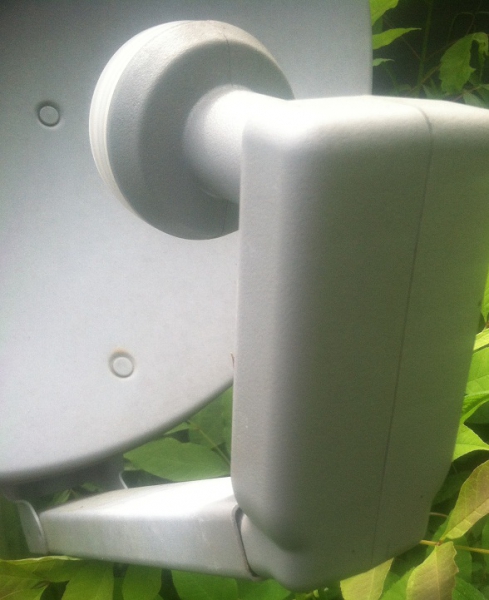 RCA DLNB2BOX Dual Satellite LNB RCA DLNB2BOX Dual Satellite LNB
