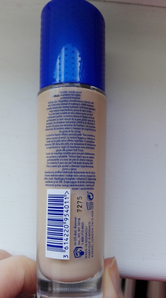 Rimmel Match Perfection Foundation(Ivory) Rimmel Match Perfection Foundation(Ivory)