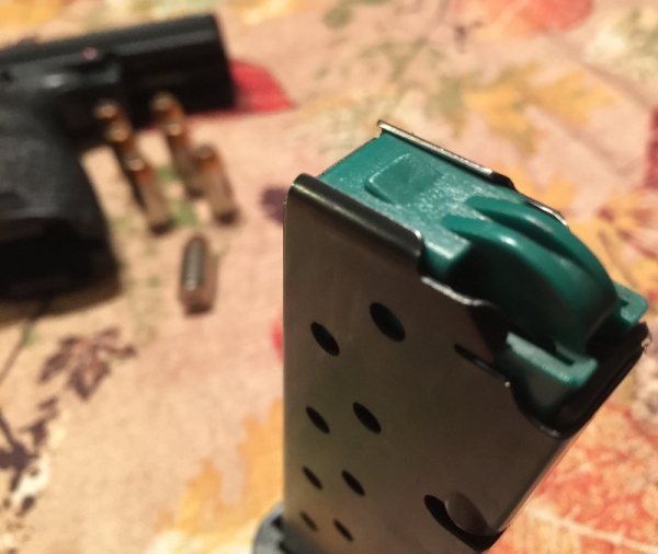 Hi-Point Model JCP 40 SW semiautomatic pistol Hi-Point Model JCP 40 SW semiautomatic pistol