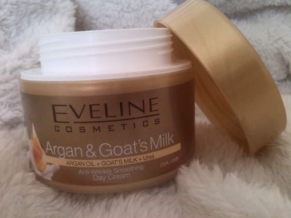 Eveline Cosmetics Anti Wrinkle Smoothing Day Cream Eveline Cosmetics Anti Wrinkle Smoothing Day Cream