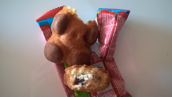 Barni soft cake with strawberry filling, by Mondalez International Barni soft cake with strawberry filling, by Mondalez International