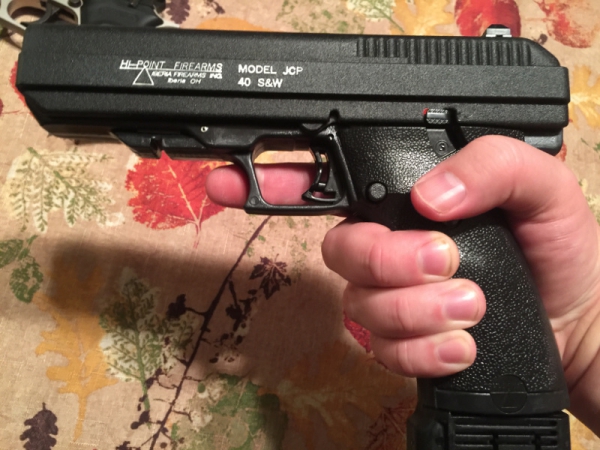 Hi-Point Model JCP 40 SW semiautomatic pistol Hi-Point Model JCP 40 SW semiautomatic pistol