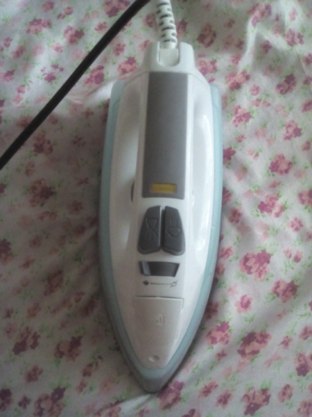 Black and Decker Steam Iron Model IRBD02LA Black and Decker Steam Iron Model IRBD02LA