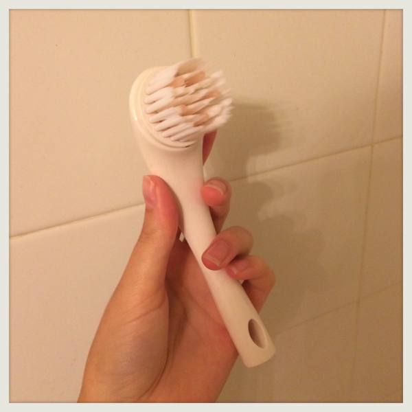 Shiseido Cleansing Massage Brush Shiseido Cleansing Massage Brush