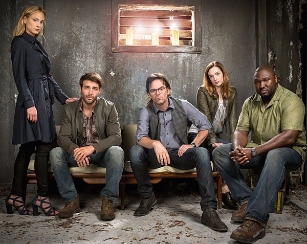 Zoo - The TV Series (2015 - ) Zoo - The TV Series (2015 - )