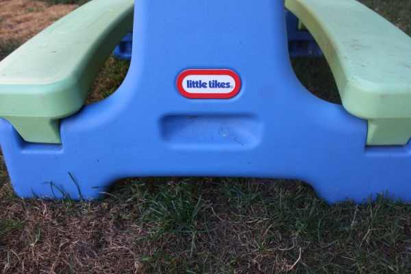 Little Tikes Easy Store Jr Play Table-Blue Green Little Tikes Easy Store Jr Play Table-Blue Green