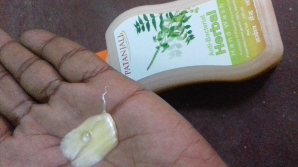 Patanjali Anti - Bacterial Herbal Hand Wash Patanjali Anti - Bacterial Herbal Hand Wash