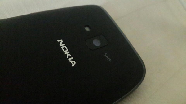 Nokia Lumia 610 (smartphone) Nokia Lumia 610 (smartphone)
