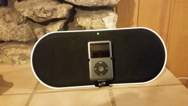 iLive Portable Ipod Player iLive Portable Ipod Player