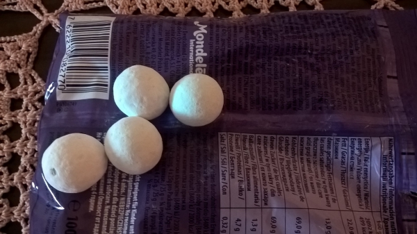Milka Mini Snow Balls Milka Mini Snow Balls