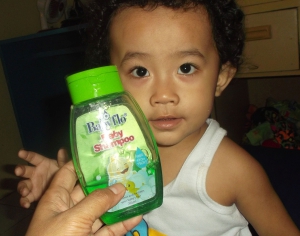 babyflo baby shampoo