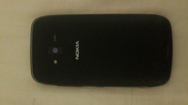 Nokia Lumia 610 (smartphone) Nokia Lumia 610 (smartphone)