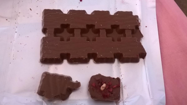 Milka Collage Raspberry, chocolate bar Milka Collage Raspberry, chocolate bar